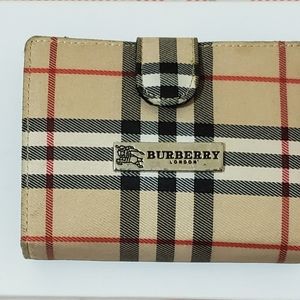 Burberry wallet